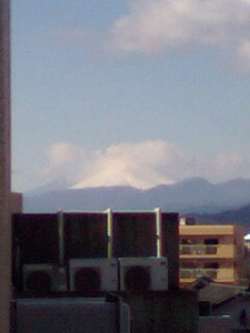 浅間山。雲がかかっちゃった。