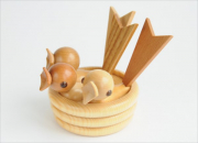 木製置物（ひな鳥）