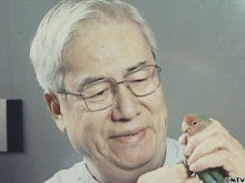 小鳥の病院の第一人者高橋先生です